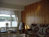 Dinning with lake view